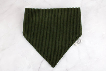 Hundehalstuch aus Cordstoff  – Olive